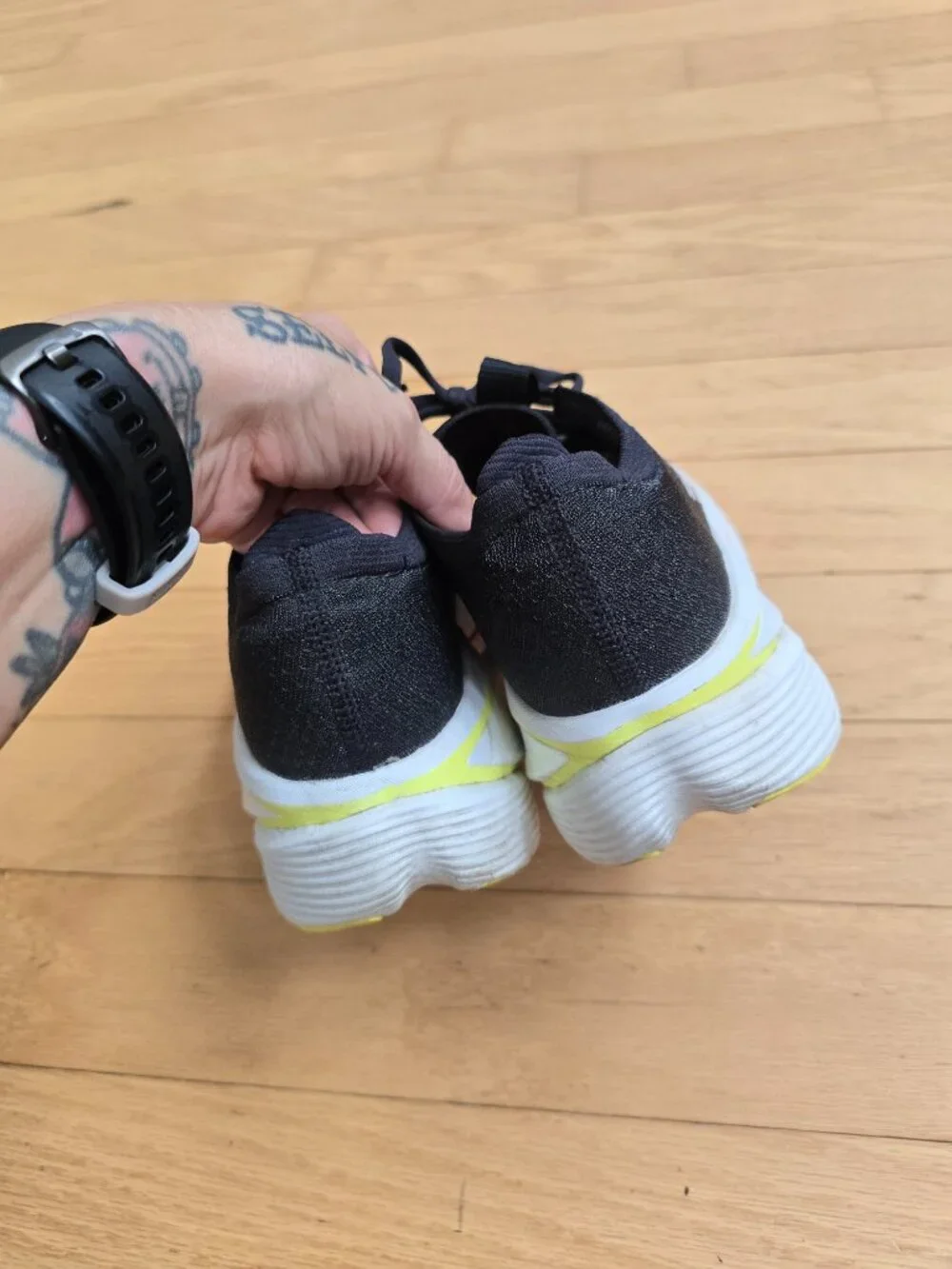 New Balance | FuelCell SuperComp Trainer v1 Black Running Sneakers | WMS 8.5